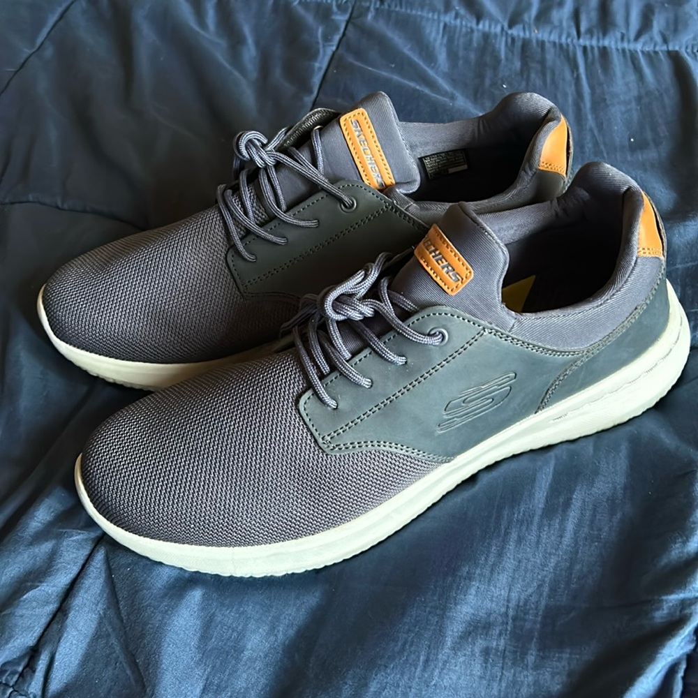 Sketchers size 12 slip on shoes good condition